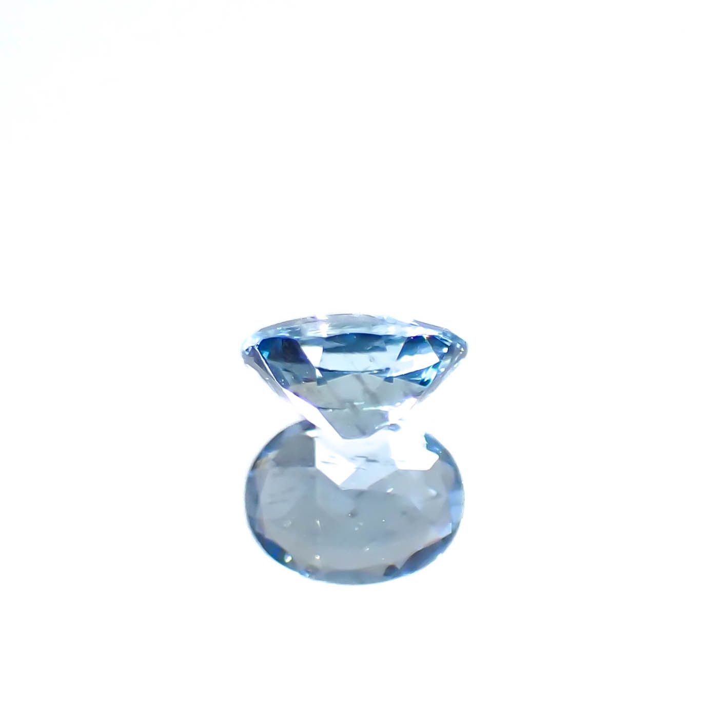 サンタマリアアクアマリン ブラジル産 0.27ct [250329938]5x3.9mm前後