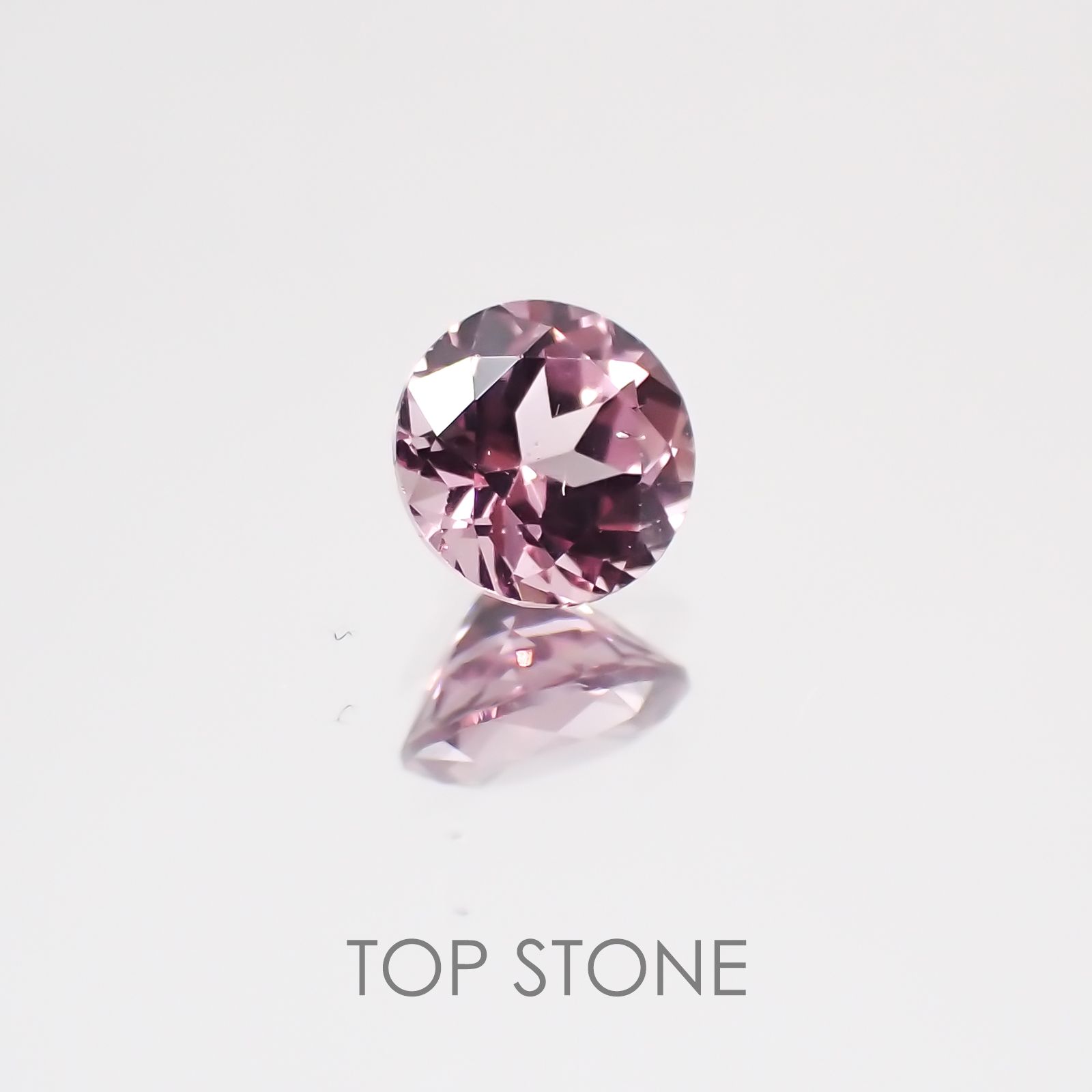 マラヤガーネット タンザニア産 ルース 0.22ct[21019370]3.6×3.6mm前後