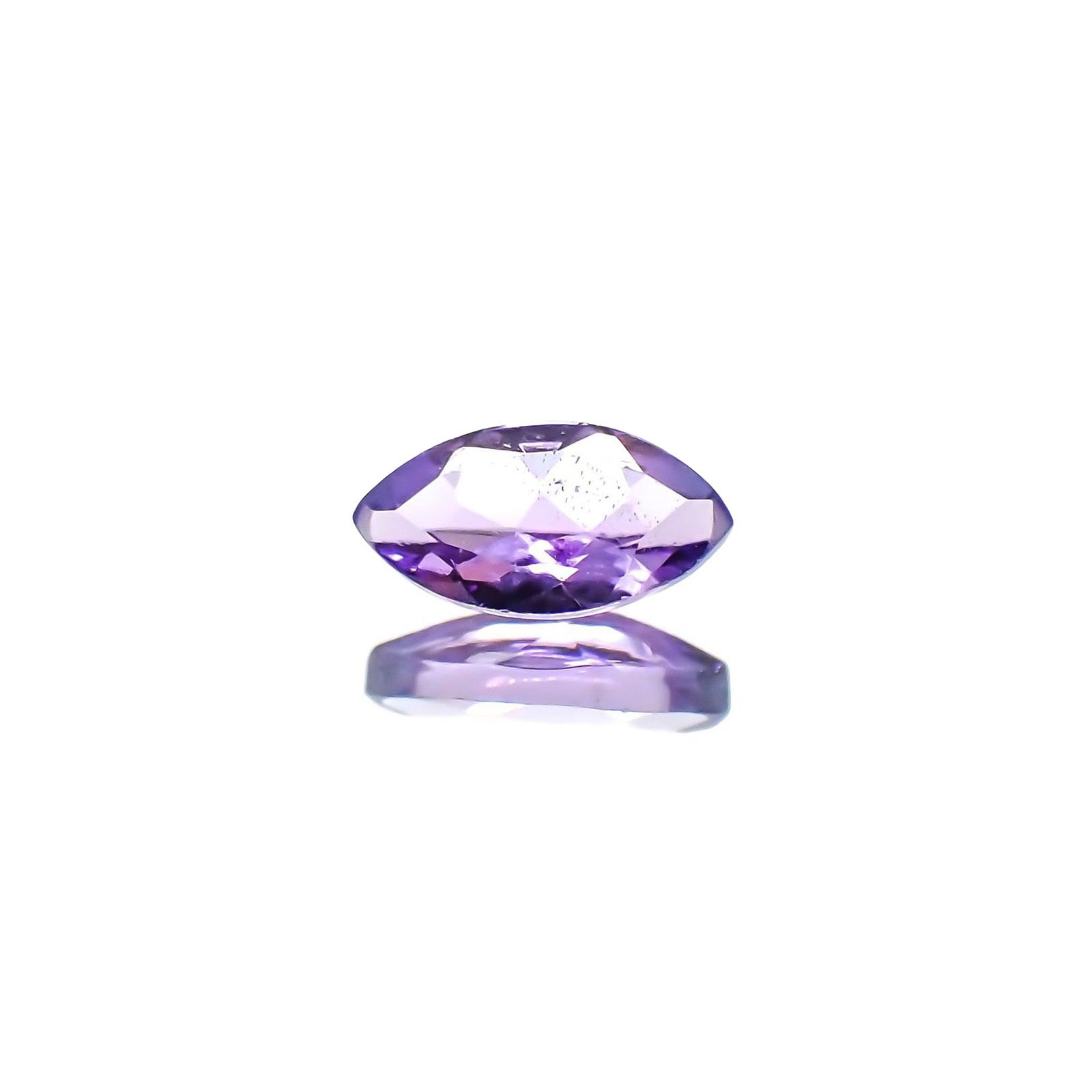 パープルゾイサイト(宝石名ゾイサイト)タンザニア産 識別済 0.29ct / 6.2x3.1mm前後 [231124108]