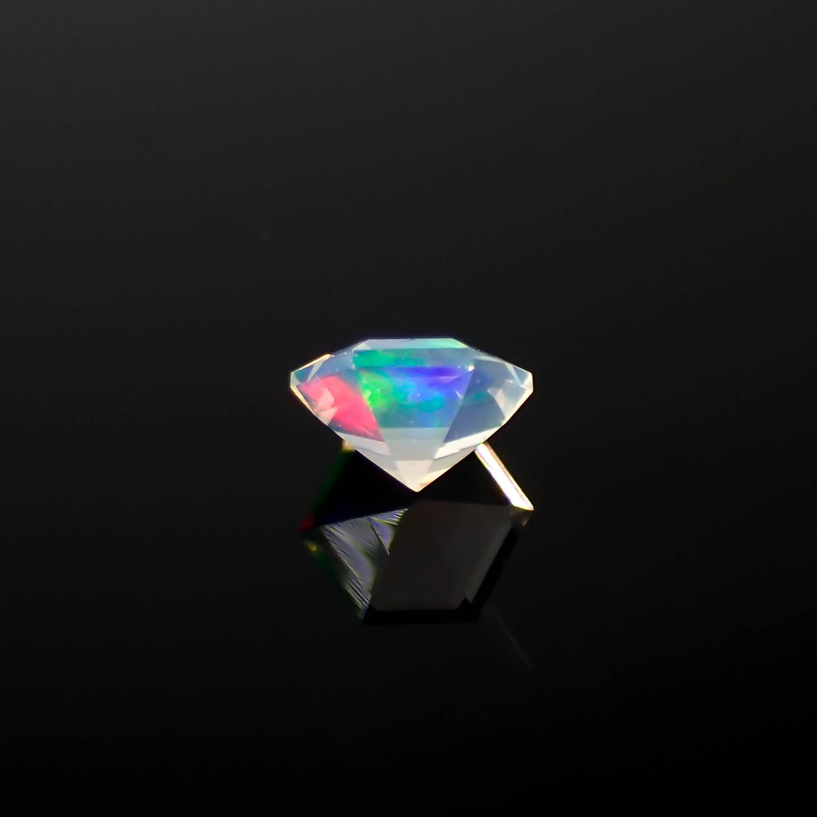◇ヘキサゴンカット◇エチオピアオパール エチオピア産 0.12ct[240226213]3.5x3.5mm前後