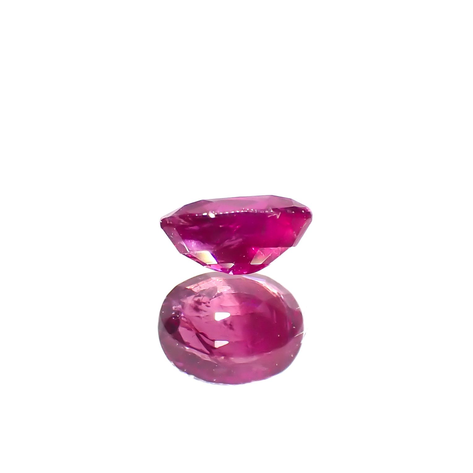 ルビー 非加熱 ビルマ産 0.37ct[240628047]4.5x3.6mm前後