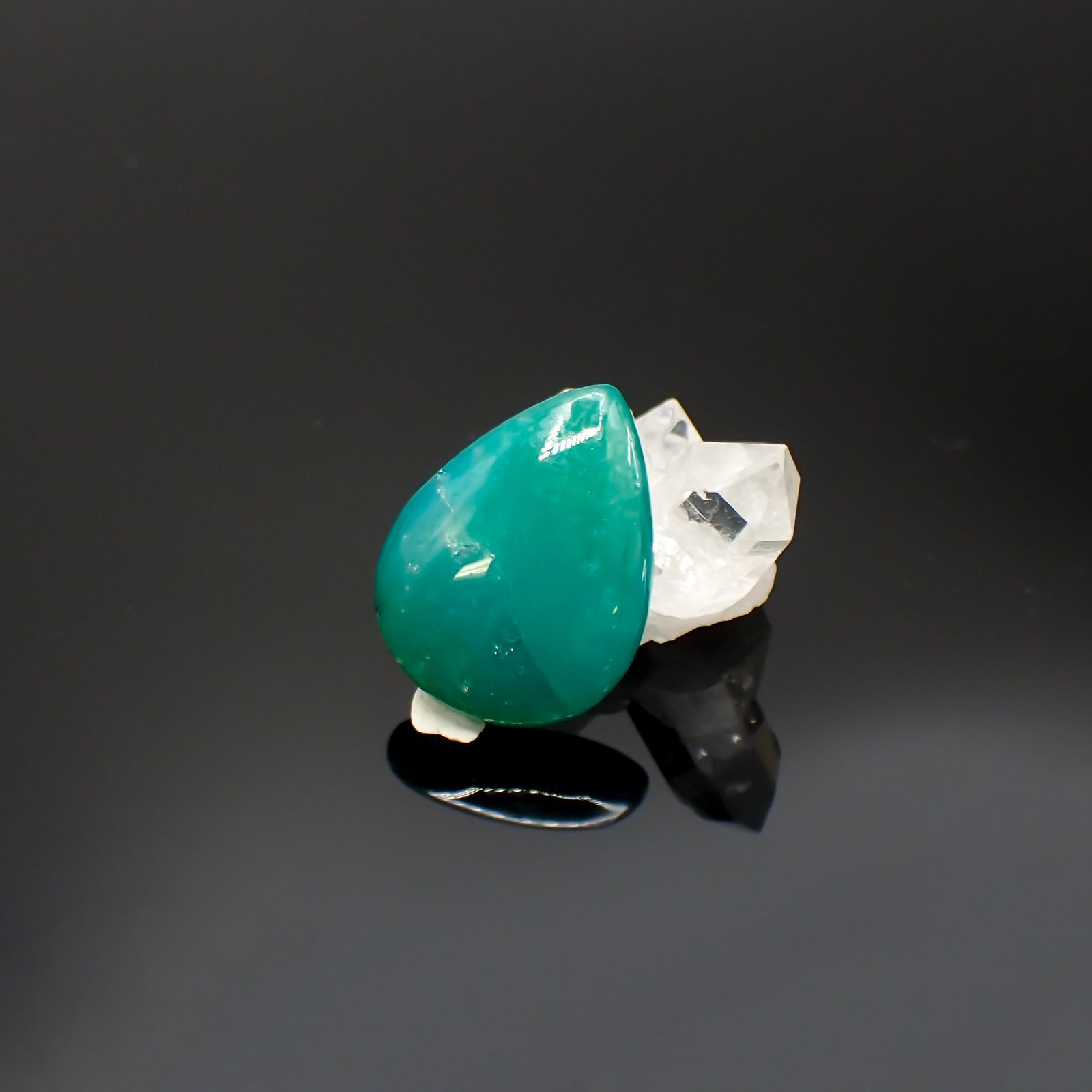 ジェムシリカ ペルー産 10.82ct[220717188]19.4x14.9mm前後