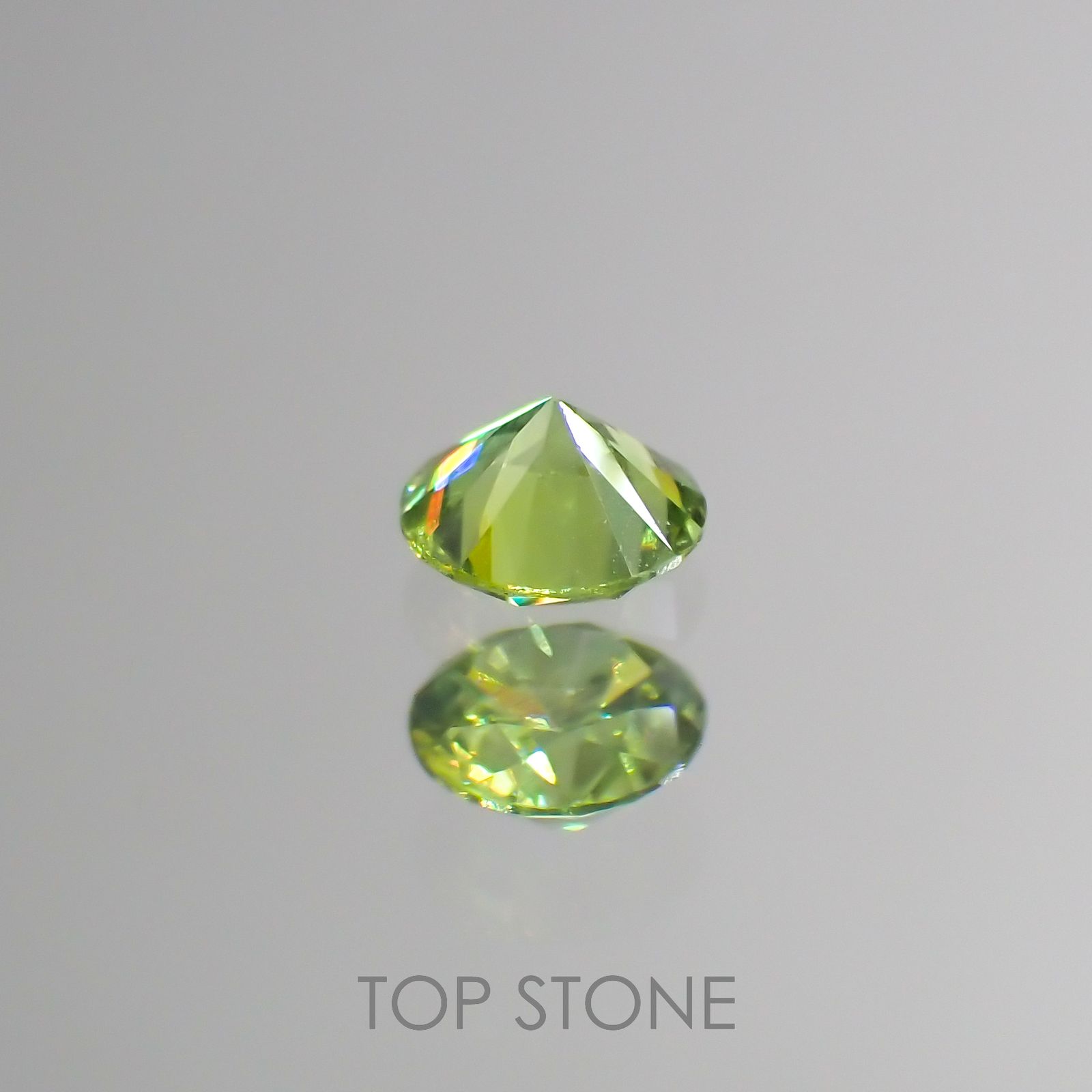 デマントイドガーネット(宝石名デマントイド・ガーネット)ロシア産 0.13ct 識別済[220616531]3.1x3.1mm前後