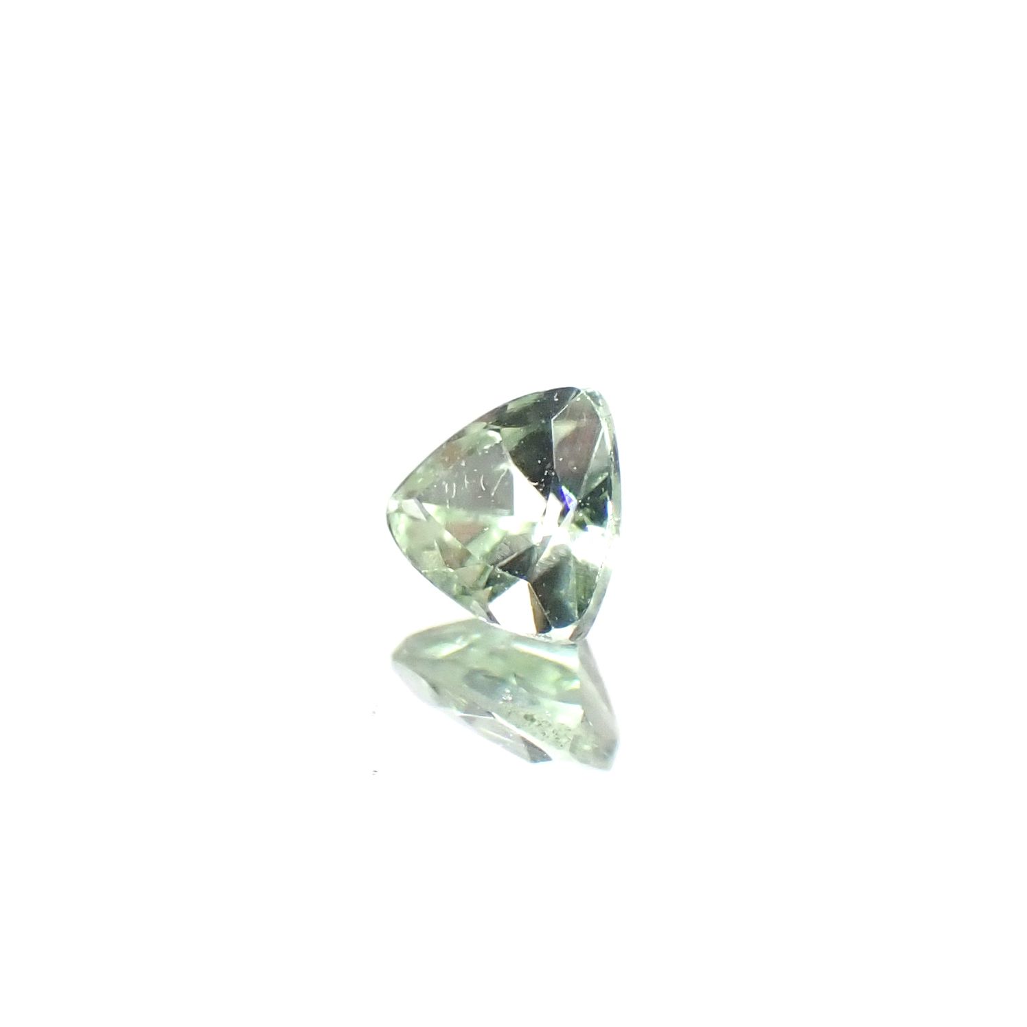 ミントペリドット パキスタン/ノルウェー産 0.18ct [250730644]3.6x3.7mm前後