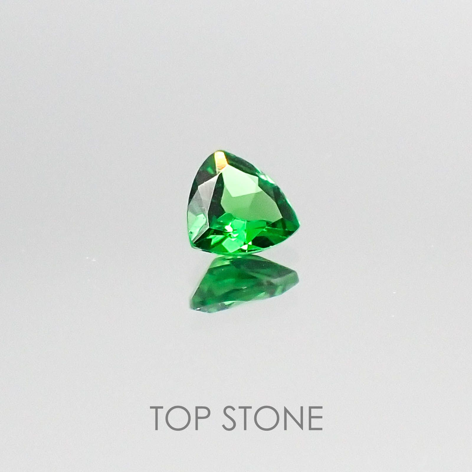 ツァボライト タンザニア産 ルース 0.26ct[20073744]4.2×4.2mm前後