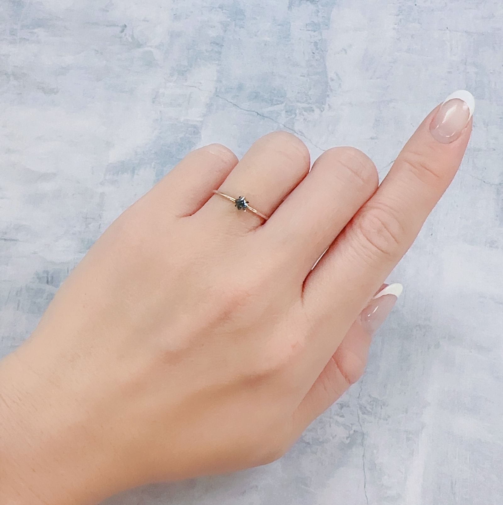◇プリンセスカット◇カラーチェンジガーネット アレキタイプ(宝石名ガーネット)マダガスカル・ベキリー産 0.15ct 識別済[221219622]2.8x2.8mm前後