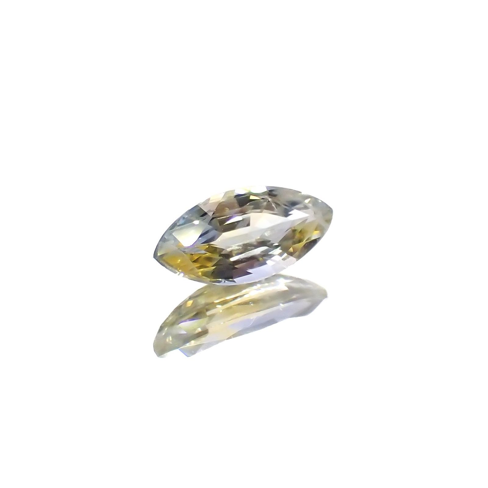バイカラーサファイア(宝石名サファイア)スリランカ産 識別済 0.38ct / 6.8x3.1mm前後 [230823024]