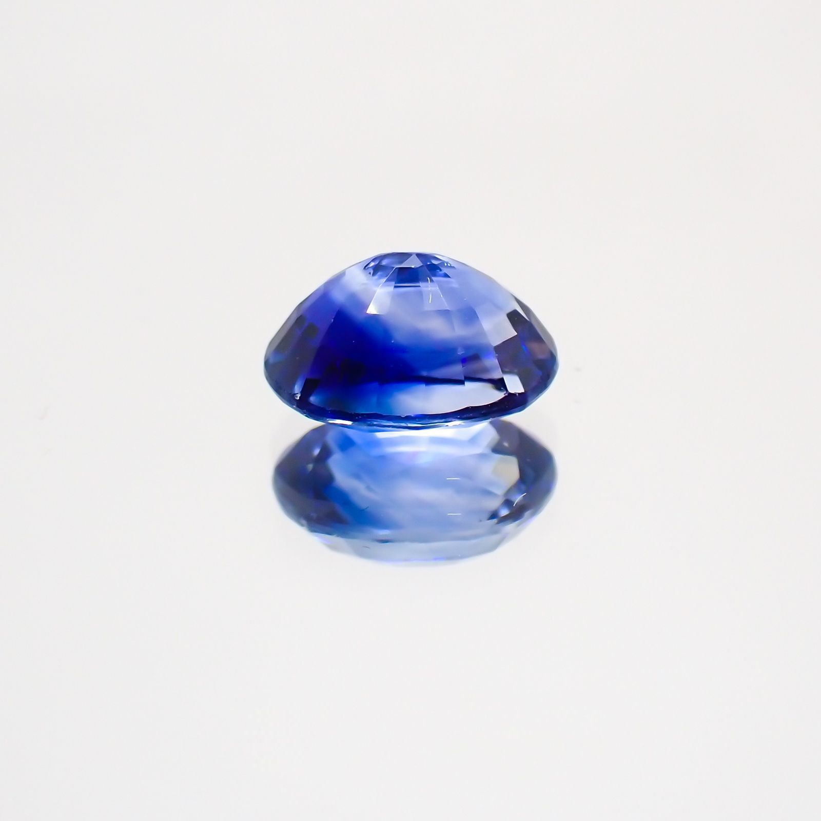 サファイア(宝石名サファイア)マダガスカル/スリランカ産 1.34ct 識別済[231124318]7.2x5.1mm前後