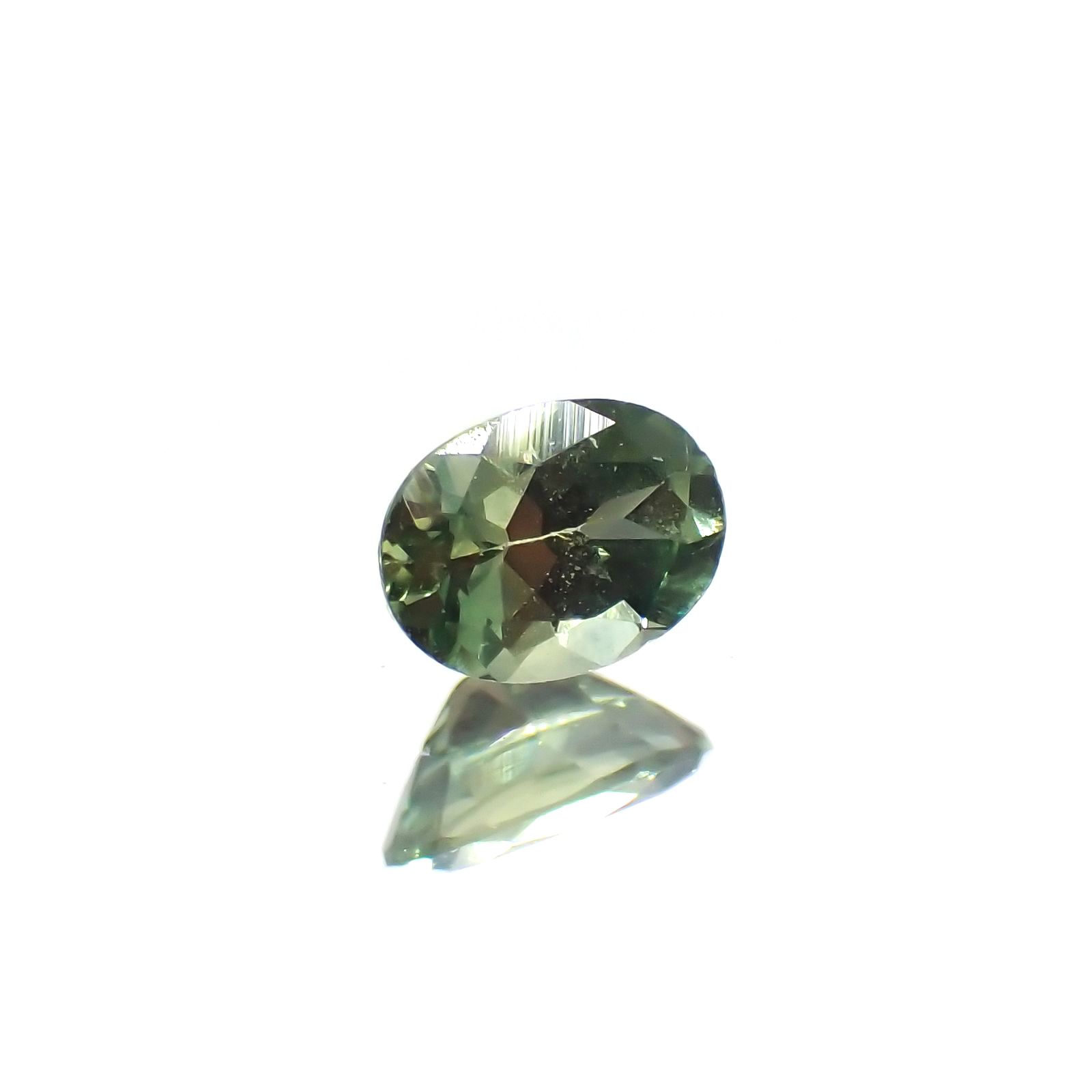 モンタナサファイア(宝石名サファイア)アメリカ・モンタナ州産 0.19ct 識別済[220114640]3.9x2.8mm前後