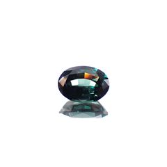 ベキリーブルーガーネット（カラーチェンジガーネット アレキタイプ） マダガスカル・ベキリー産 0.83ct [241029377]6.6x4.7mm前後