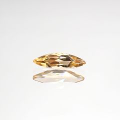 インペリアルトパーズ(宝石名トパーズ)ブラジル産 0.74ct 識別済[220114962]10.7x3.4mm前後