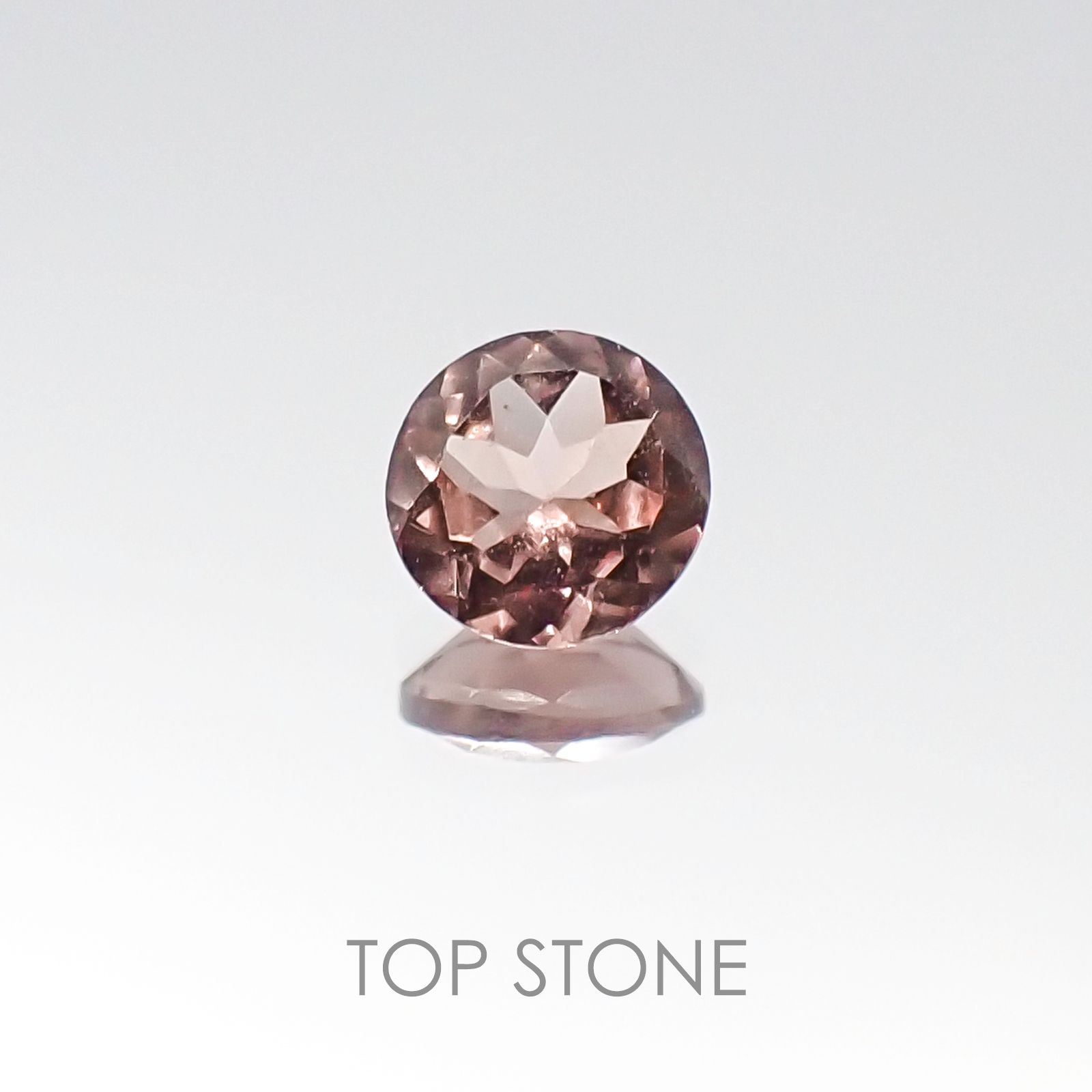 カラーチェンジマラヤガーネット(宝石名ガーネット) タンザニア・マヘンゲ産 0.50ct 識別済[20096098]4.9×4.8mm前後