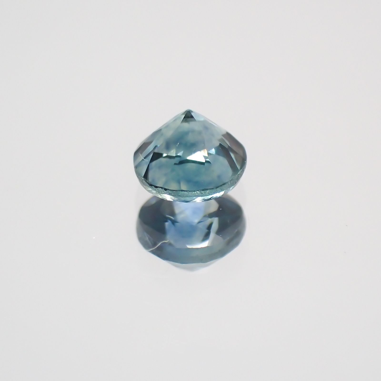 モンタナサファイア アメリカ産 ルース 0.27ct[21019488]3.5×3.6mm前後