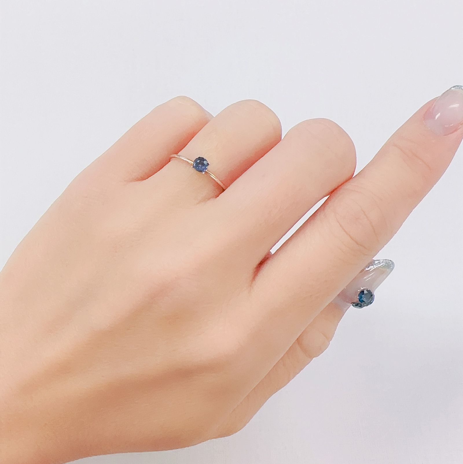 コバルトブルースピネル(宝石名ブルー・スピネル)タンザニア産 0.150ct ソ付(日独)[230622544]3.49x3.57mm前後