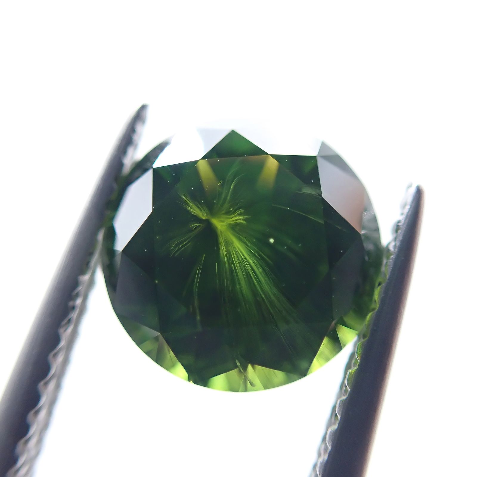 デマントイドガーネット(宝石名デマントイド・ガーネット)ロシア産 AGLTHAI鑑付 3.08ct / 8.6x8.6mm前後 [251231534]