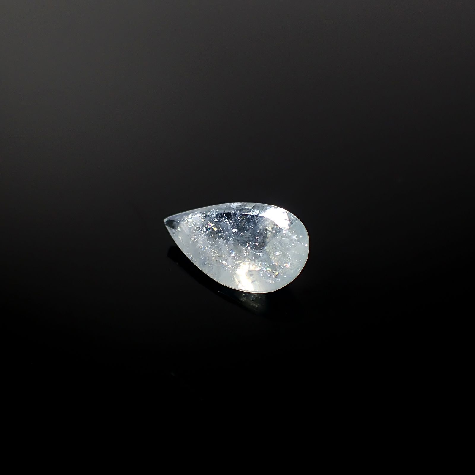 イリデッセンスアクアマリン ブラジル産 3.13ct [250730708]15.7x8.7mm前後