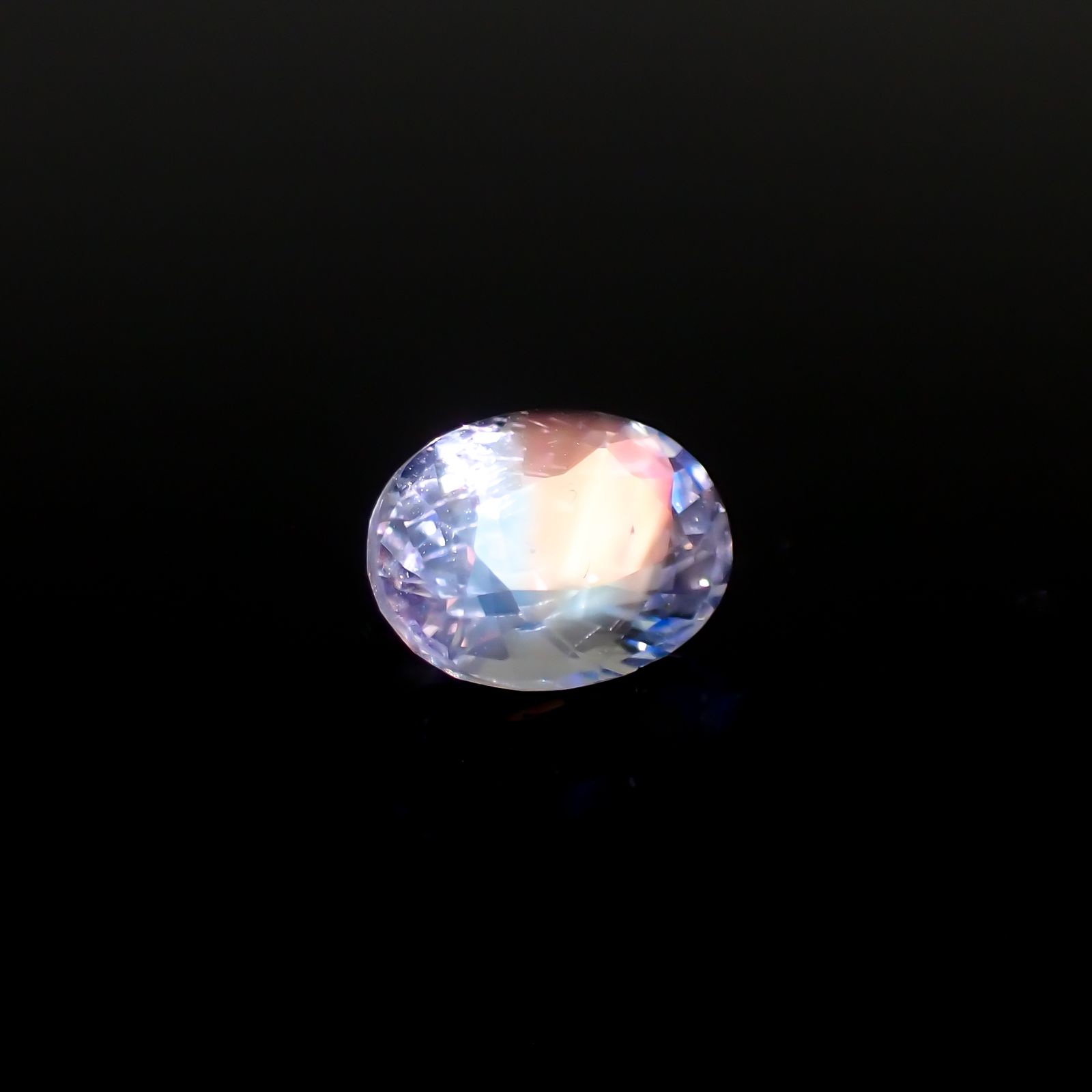 レインボームーンストーン マダガスカル産 1.20ct[230522077]8.1x6mm前後