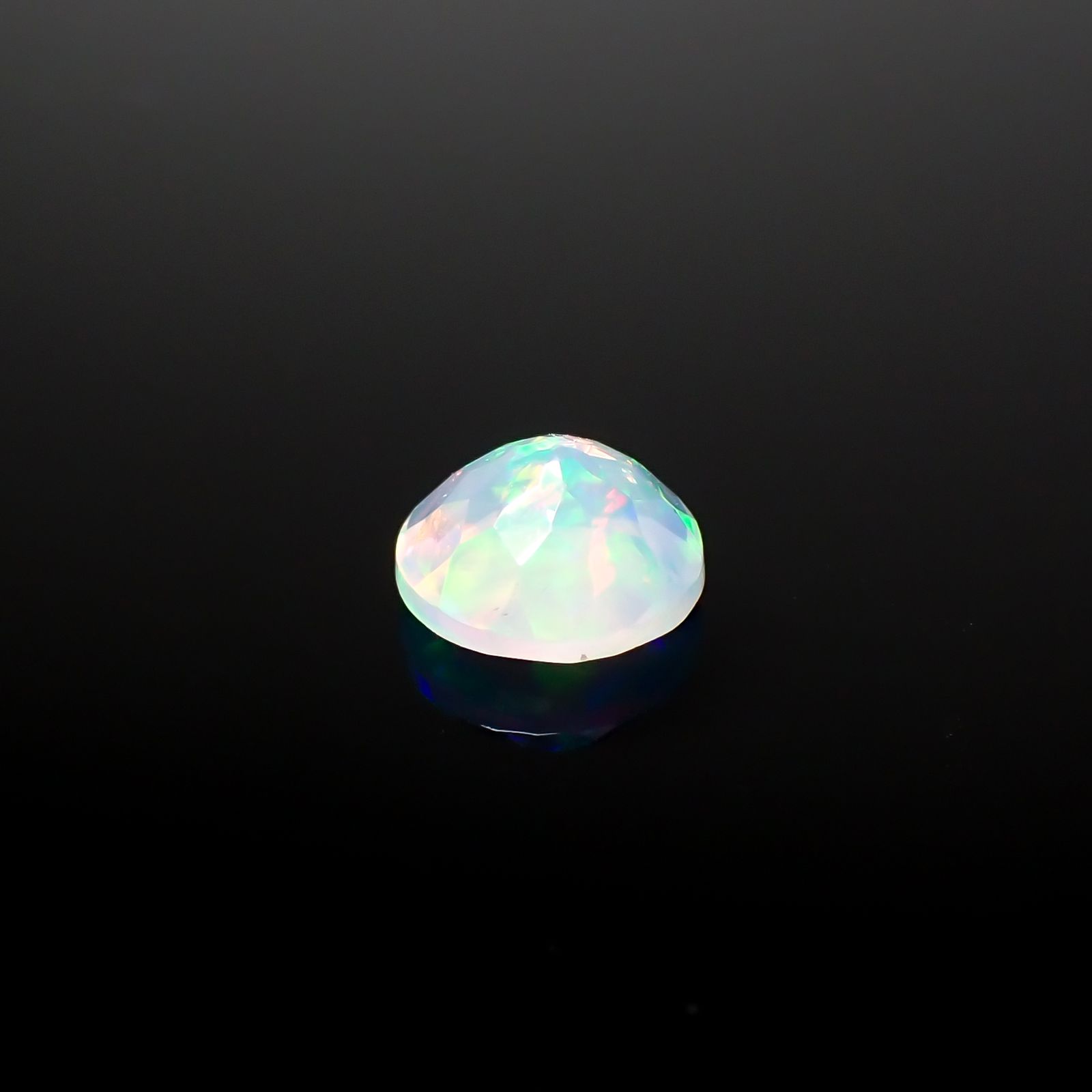 エチオピアオパール エチオピア産 0.55ct[240226240]6.1x6.1mm前後