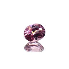 カラーシフトマラヤガーネット(宝石名ガーネット)タンザニア産 識別済 0.90ct / 6.1x4.9mm前後 [260415005]