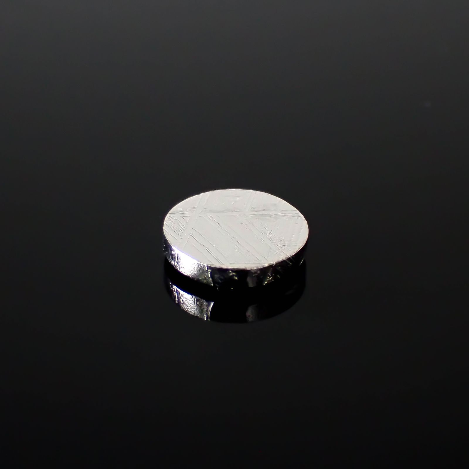 ムオニナルスタ隕石 発見地:スウェーデン 7.31ct[240125744]10.5x10.4mm前後