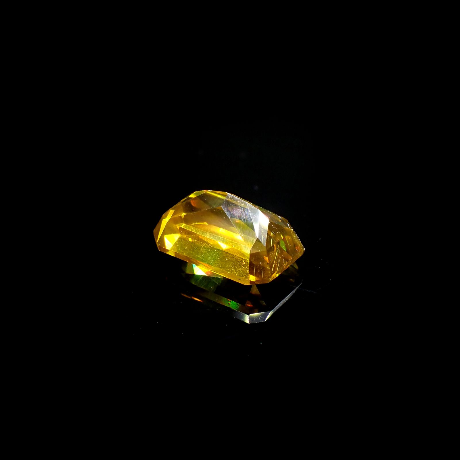 スファレライト スペイン産 5.67ct[240326379]11.5x7.4mm前後