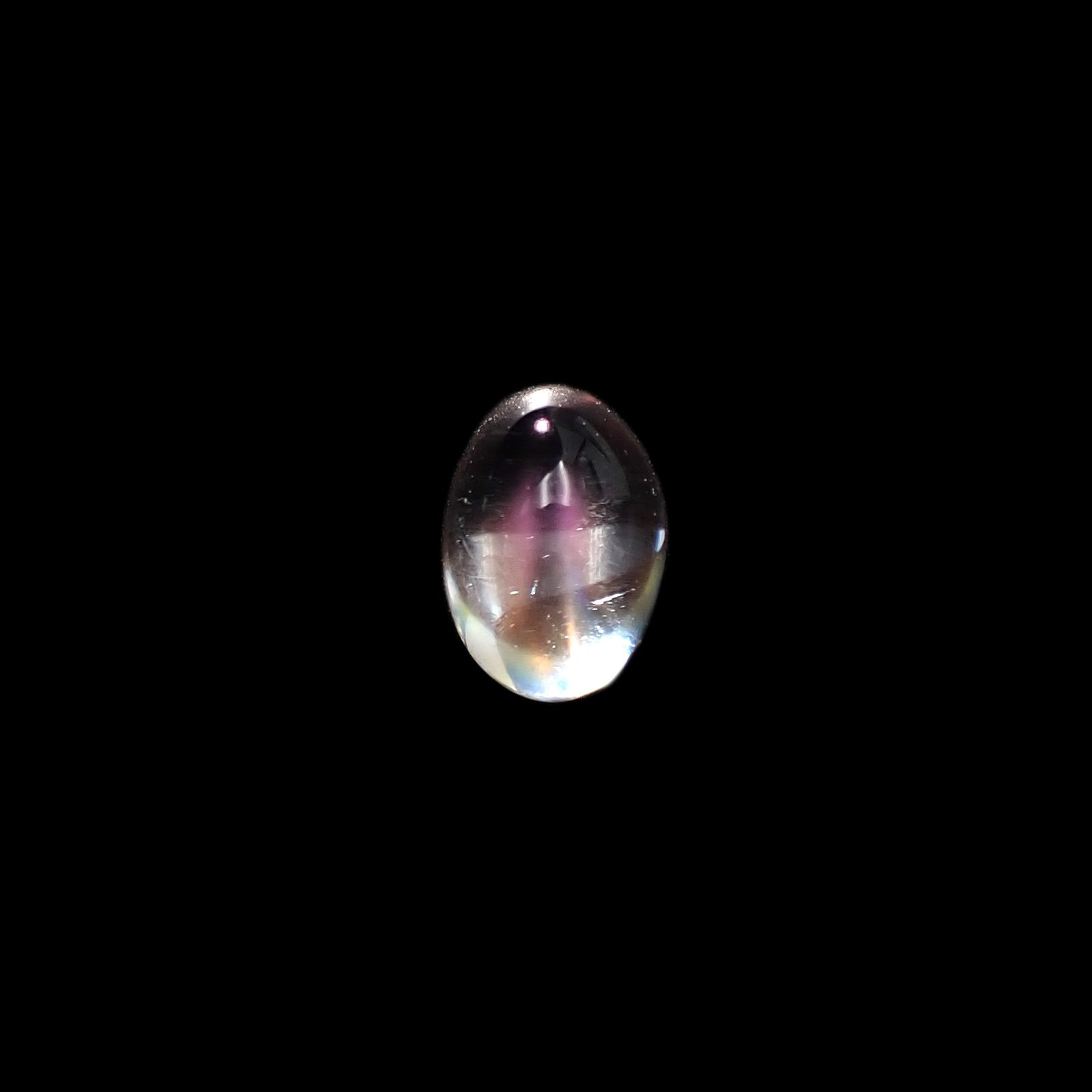 レインボームーンストーン(宝石名アンデシン)インド・タミルナードゥ州産 0.62ct 識別済[240828625]6.1x4.1mm前後