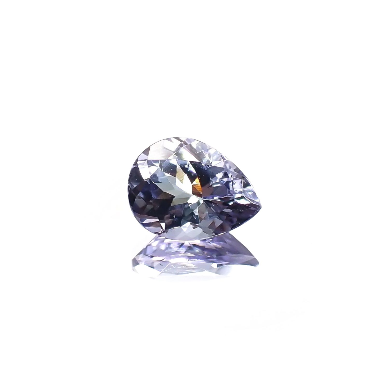 バイカラータンザナイト(宝石名タンザナイト) タンザニア産 ソ付(彩珠) 1.227ct / 7.9x5.9mm前後 [210711820]