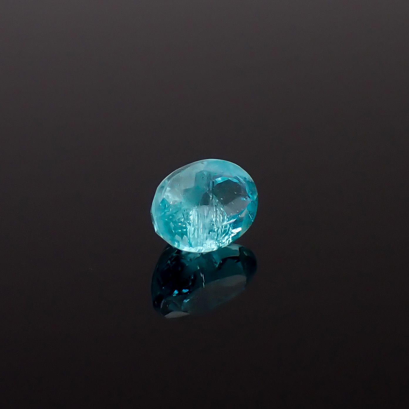 パライバトルマリン(宝石名トルマリン/別名 パライバ・トルマリン)ブラジル産 識別済 0.38ct / 5.2x3.5mm前後 [260932811]