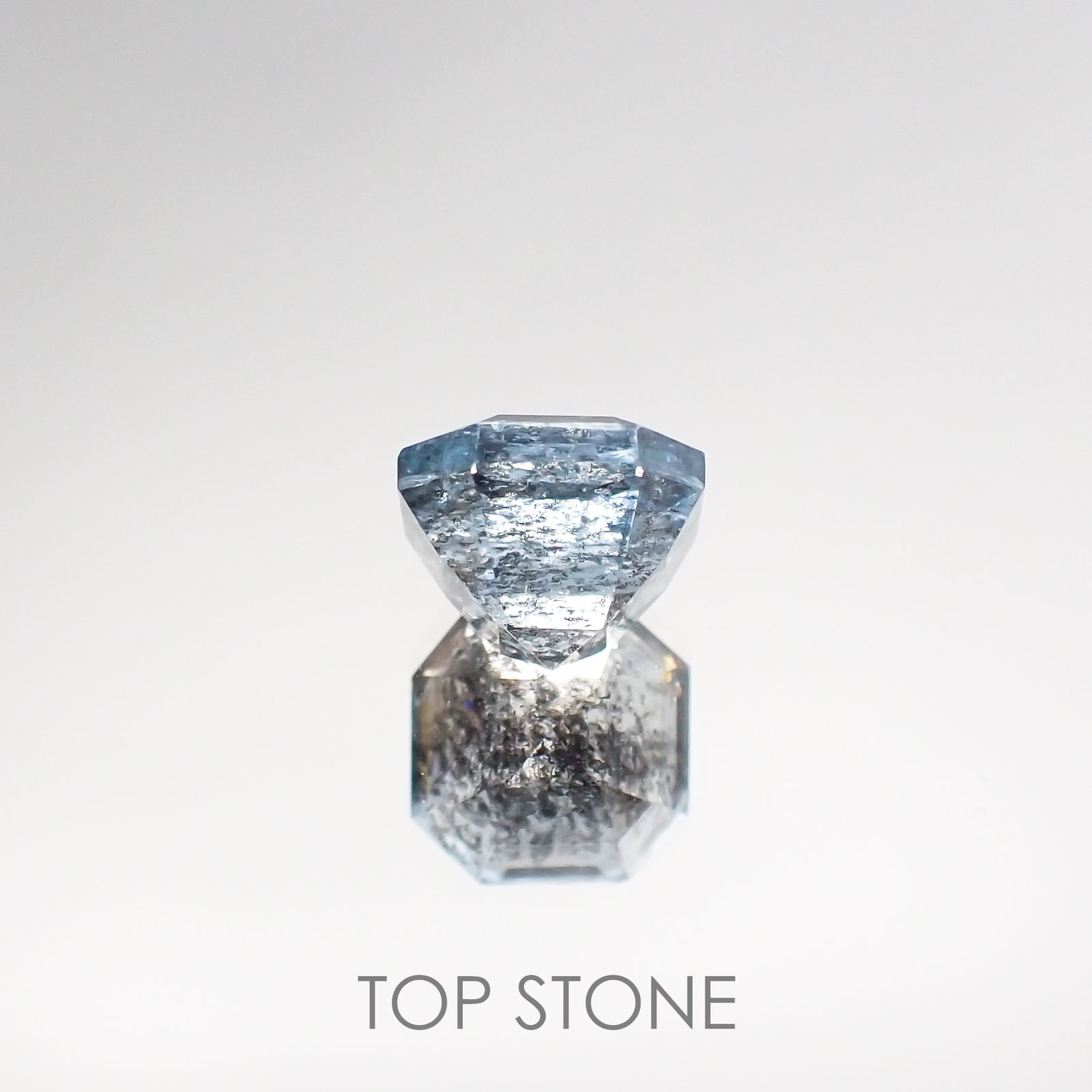 ◇カスタムカット◇アベンチュリンアクアマリン ブラジル産 ルース 1.88ct[210712982]7.1×7mm前後