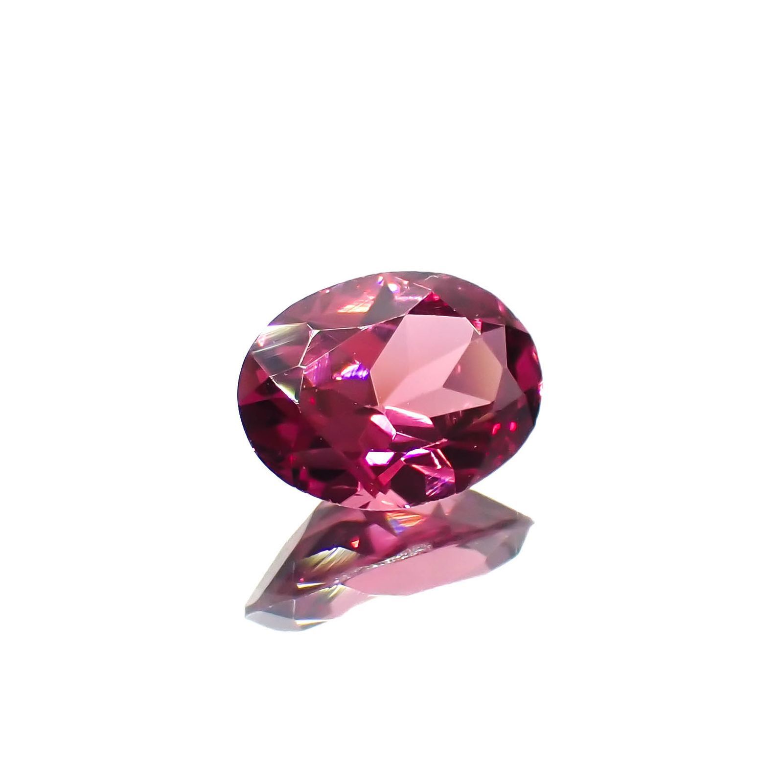 ロードライトガーネット(宝石名ロードライト・ガーネット)ブラジル産 0.89ct 識別済[221219566]7x5.1mm前後