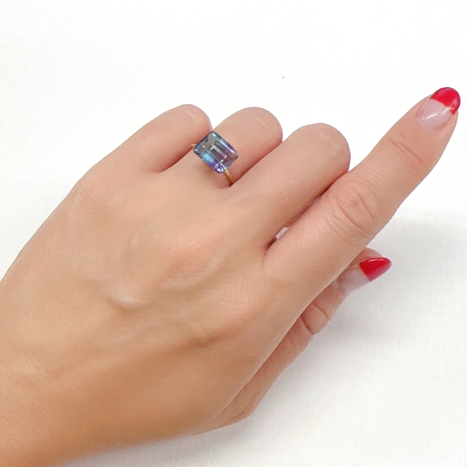 パーティカラーフローライト フルオレッセンス ブラジル産 4.52ct[230823264]10.2x8.1mm前後
