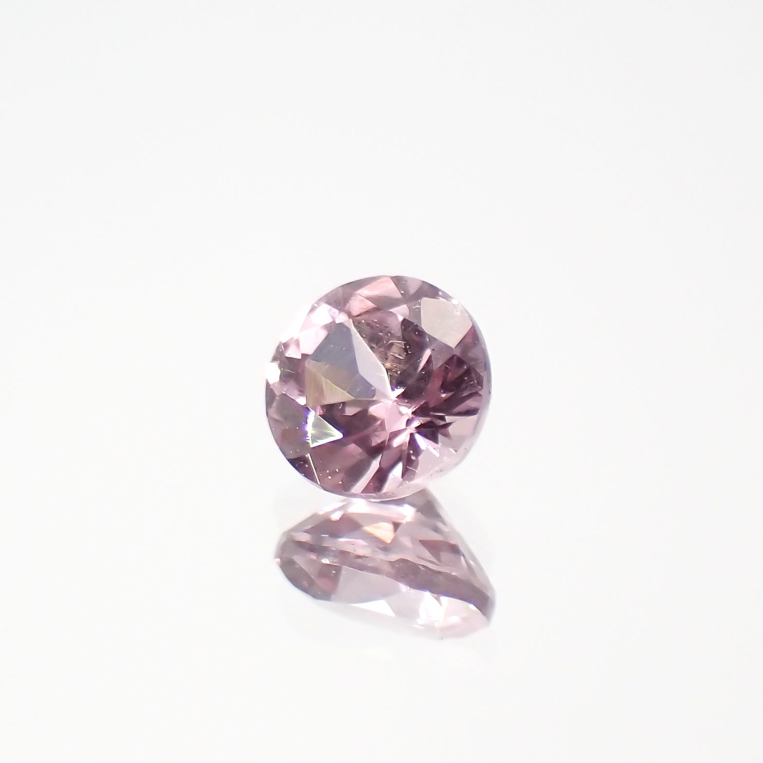 ドラゴンガーネット タンザニア産 0.35ct[230421449]4x4mm前後