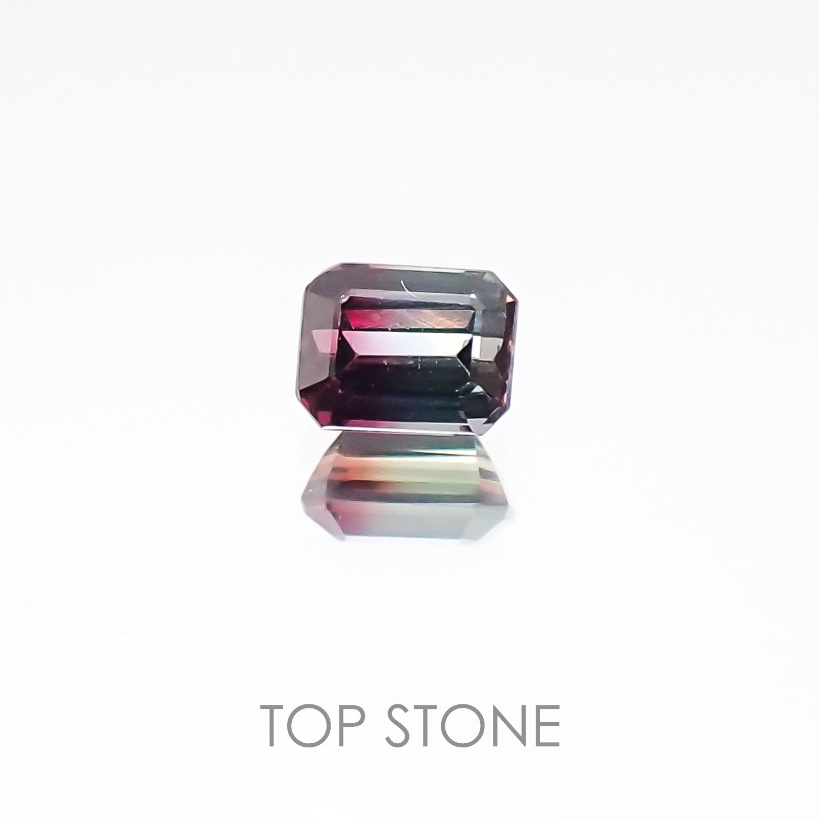 バイカラーサファイア(宝石名バイカラー・サファイア) タンザニア産 0.26ct 識別済[20106695]3.6×2.9mm前後