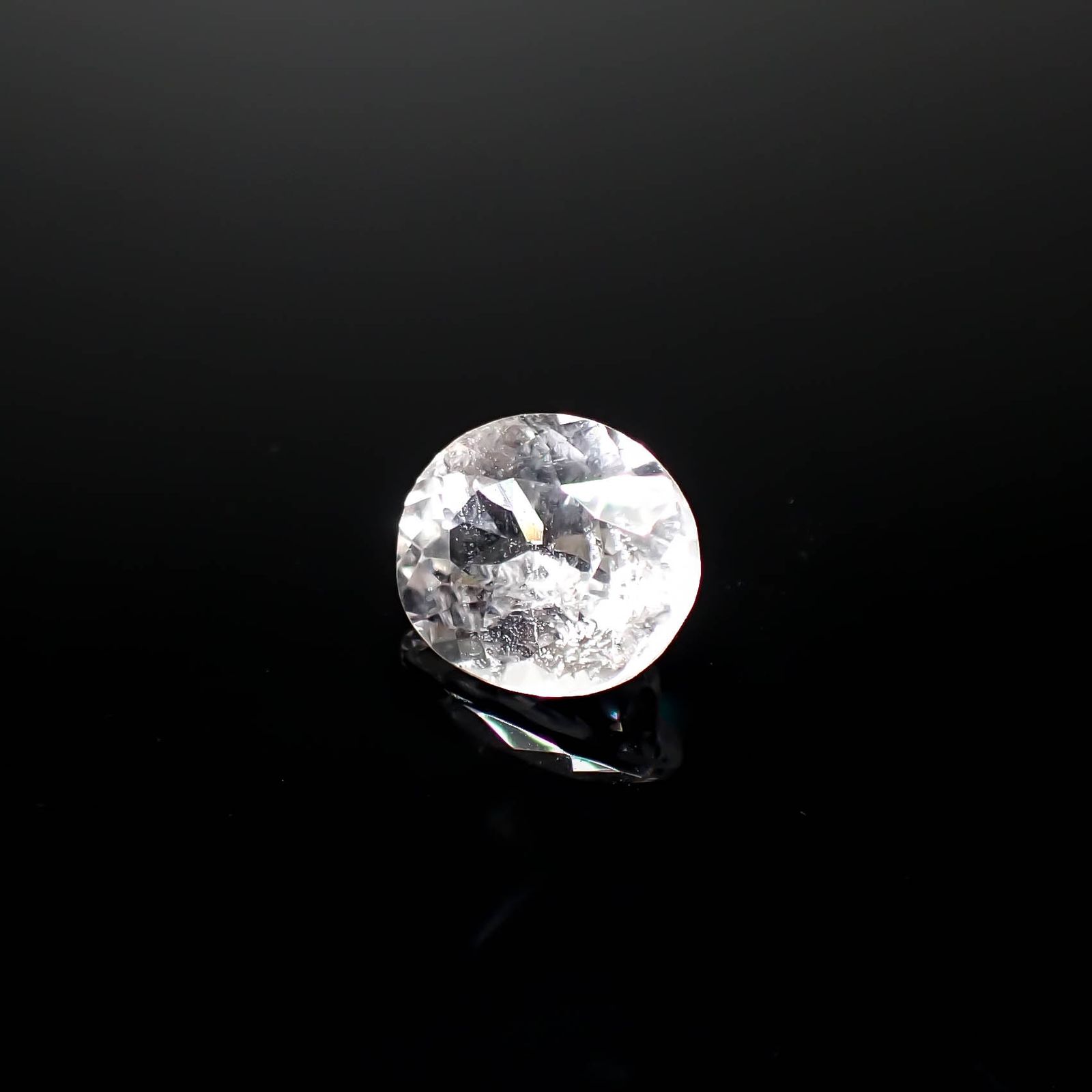 フェナカイト ブラジル産 2.39ct[240928818]9.2x7.9mm前後