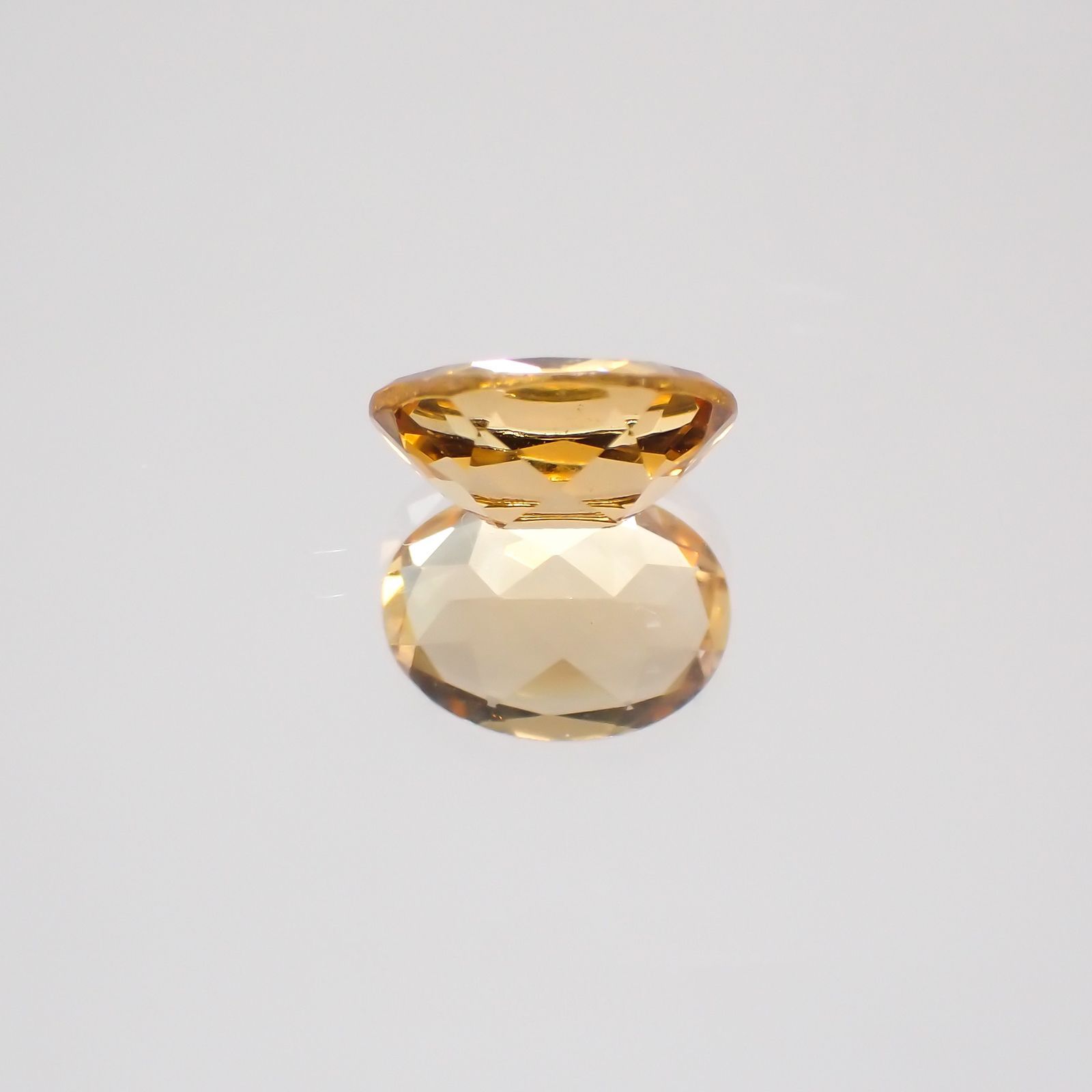 インペリアルガーネット(宝石名ヘソナイト・ガーネット)スリランカ産 0.86ct 識別済[231224367]7x5mm前後