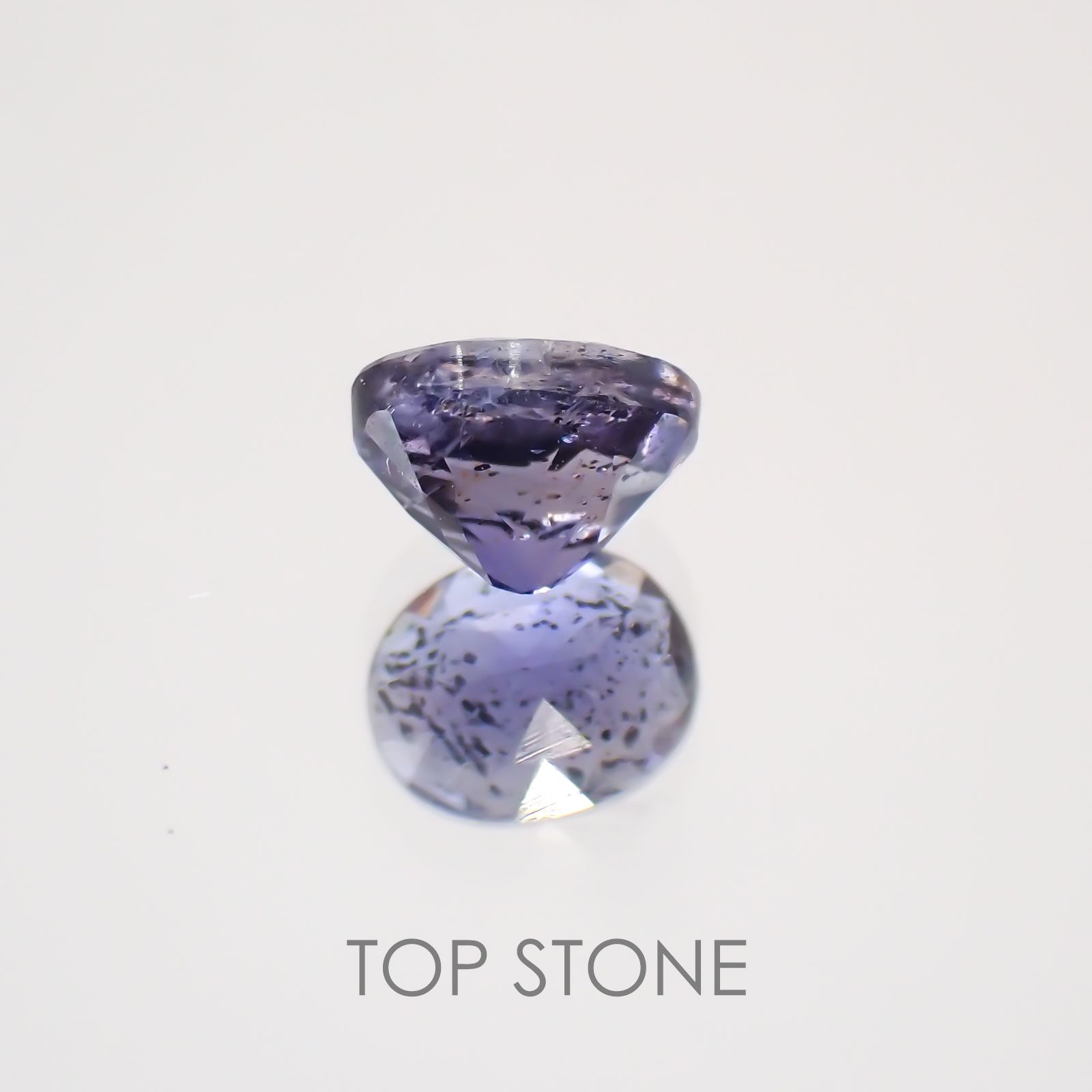 アイオライトサンストーン インド・ブラジル産 ルース 0.35ct[21018915]4.8×3.8mm前後