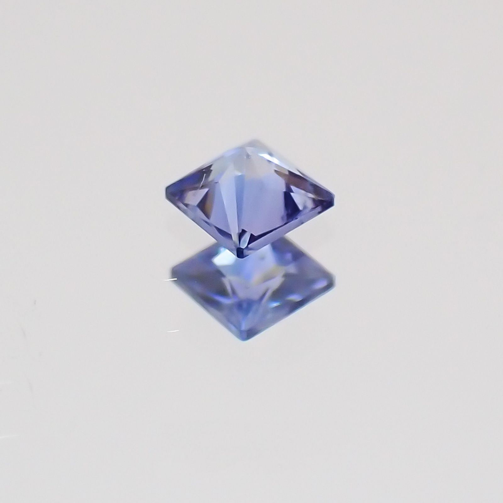 ◇プリンセスカット◇ベニトアイト アメリカ産 ルース 0.054ct[21019040]2.1×2.1mm前後