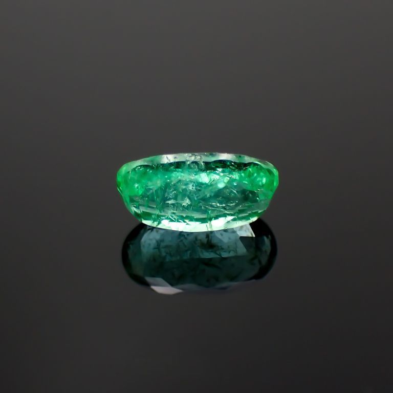 パライバトルマリン(宝石名トルマリン/別名パライバ・トルマリン)ブラジル産 0.675ct ソ付(宝貴協)[221018784]6.9x4mm前後