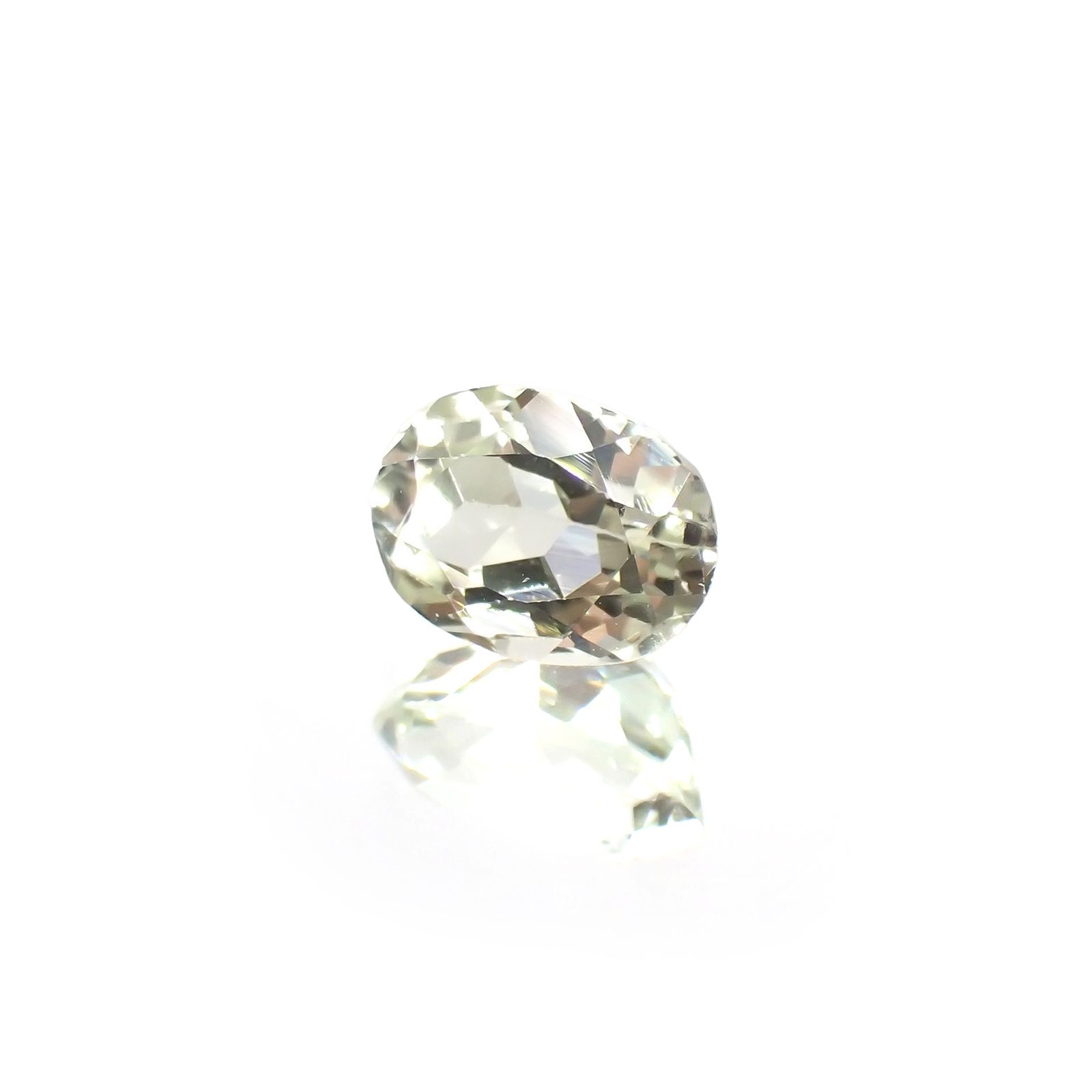 シリマナイト(宝石名シリマナイト)インド産 識別済 1.65ct / 7.9x5.9mm前後 [211113697]