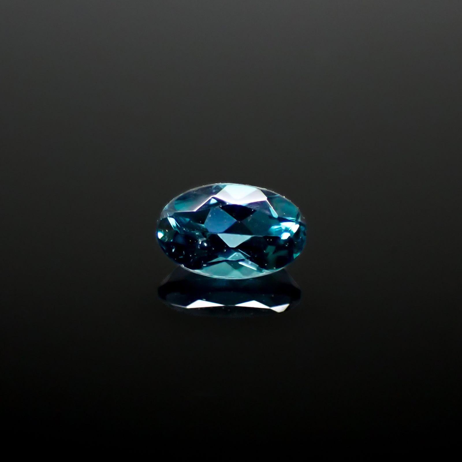ブルーグリーントルマリン ブラジル産 0.23ct[240628039]4.7x3mm前後