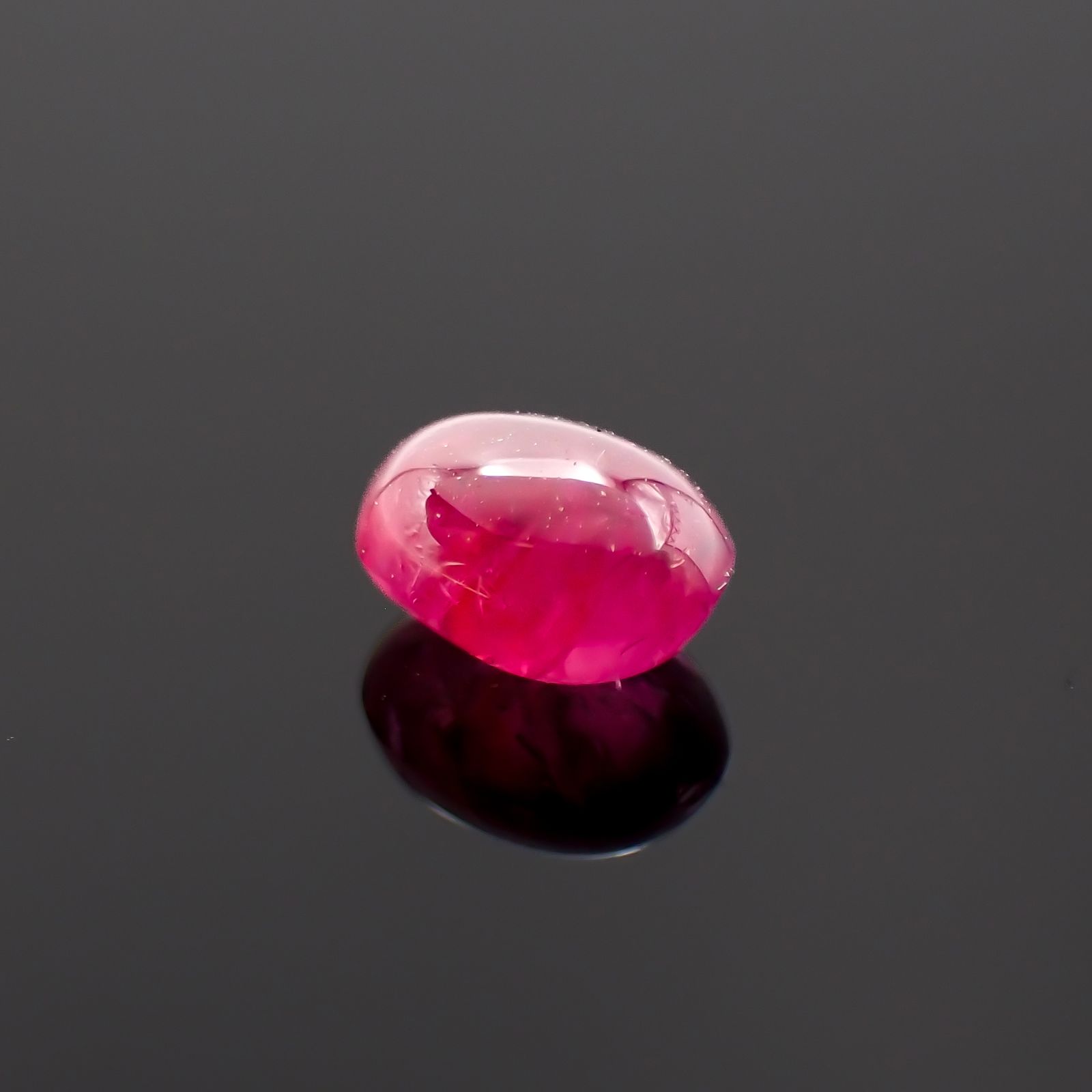 ルビー 非加熱 ビルマ産 0.72ct[230622359]5.3x4mm前後
