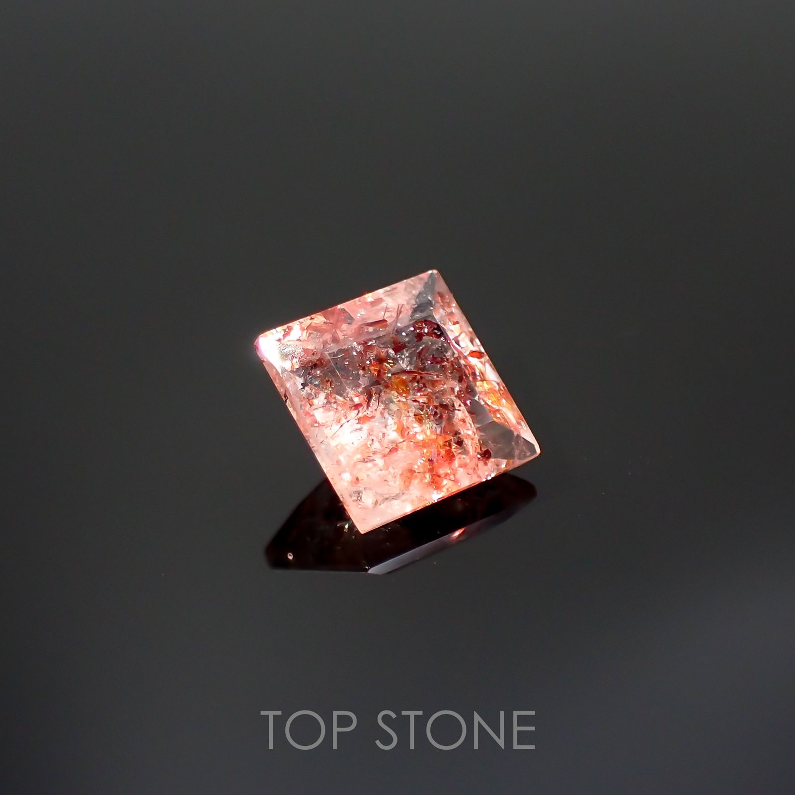 ファイヤークォーツ ナイジェリア産 1.41ct[220114759]7.2x7mm前後