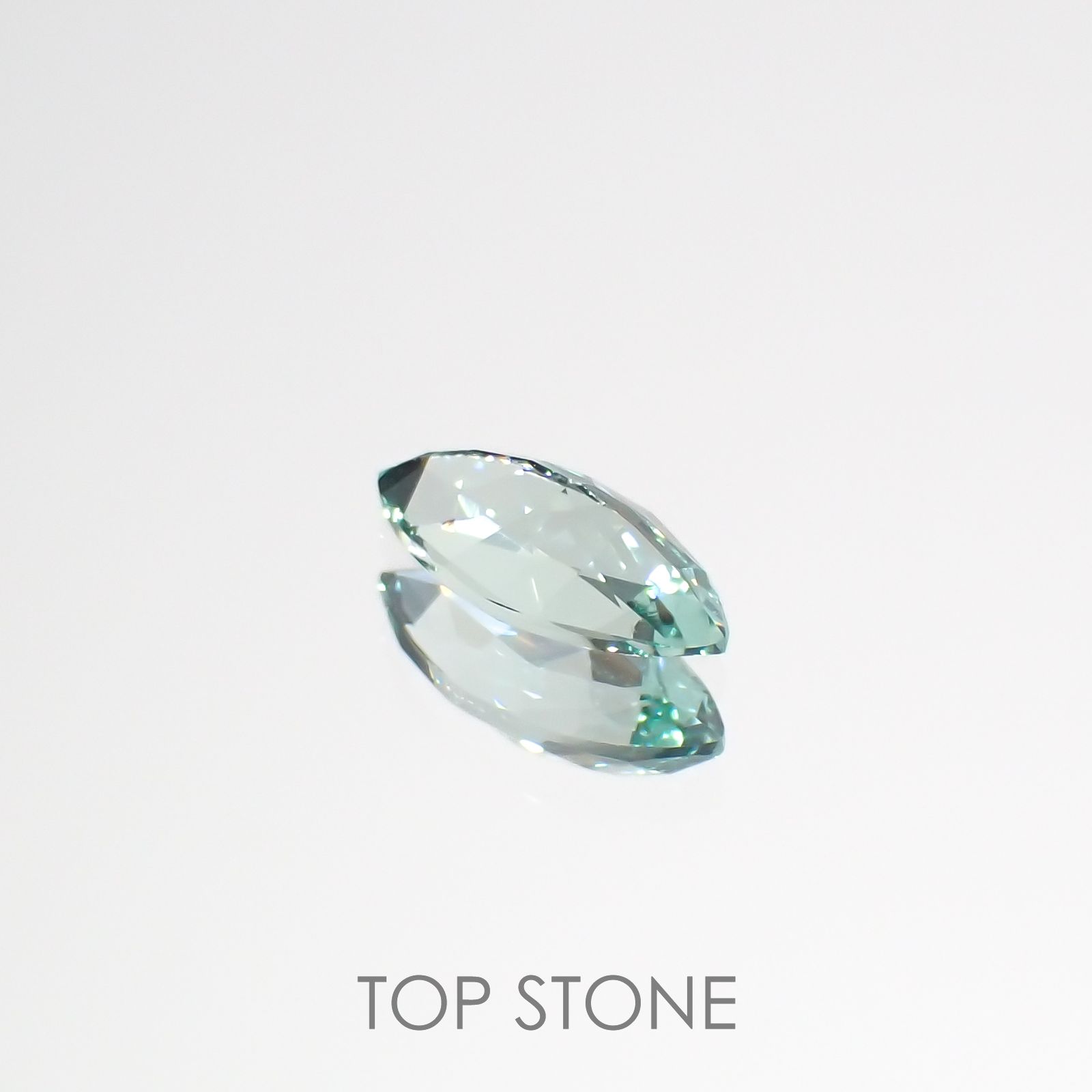 ミントベリル ブラジル産 0.27ct[220616679]6.9x3.2mm前後 | TOP STONE