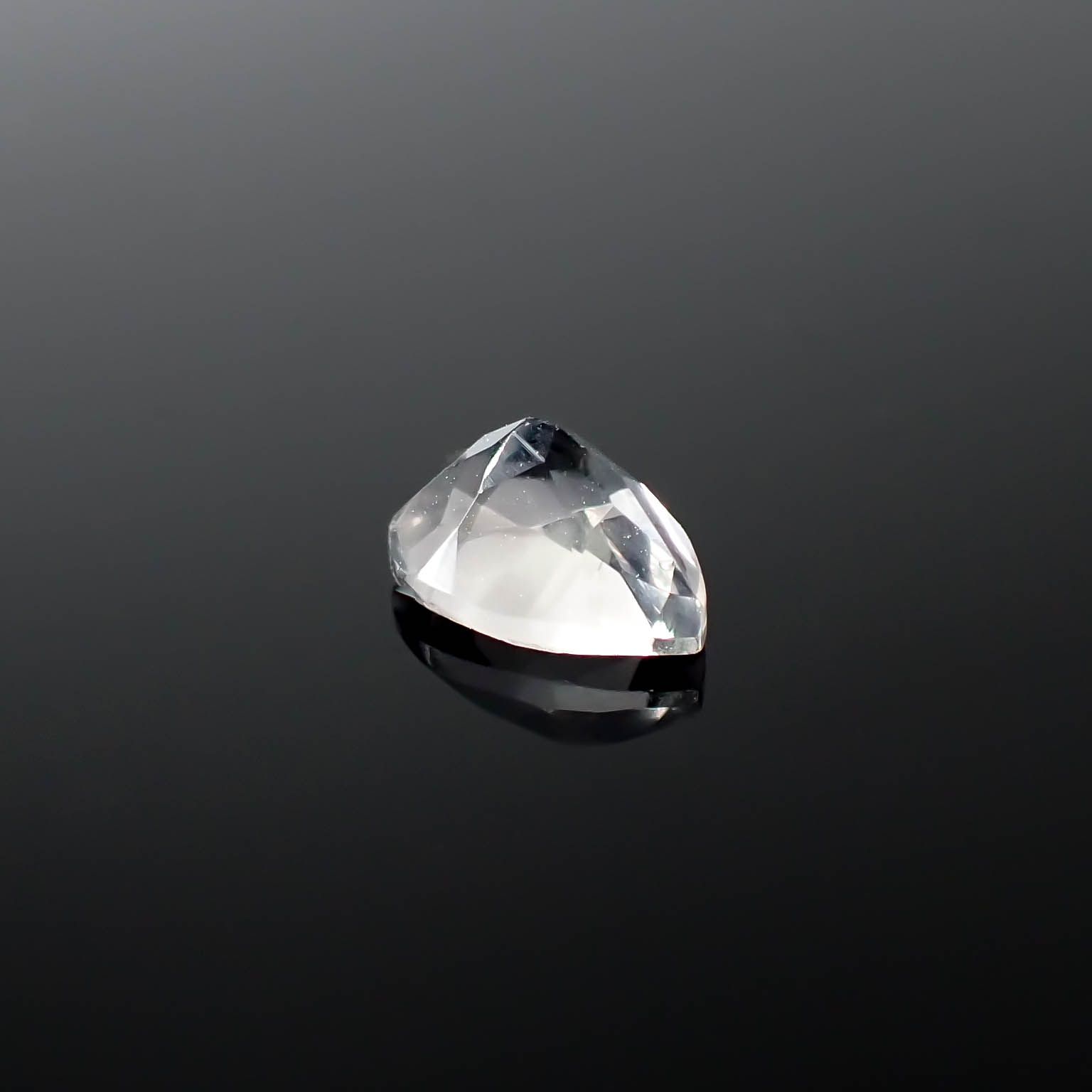 フローライト フルオレッセンス イギリス・ロジャリー鉱山産 1.02ct[240326598]7.7x5.4mm前後