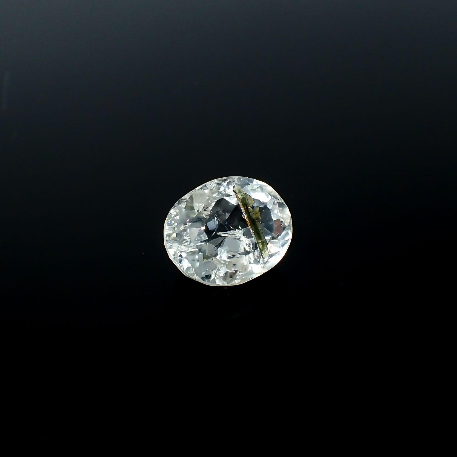 アパタイトイントパーズ(宝石名アパタイト イン トパーズ)ブラジル産 21.10ct 識別済[240225933]18x14mm前後