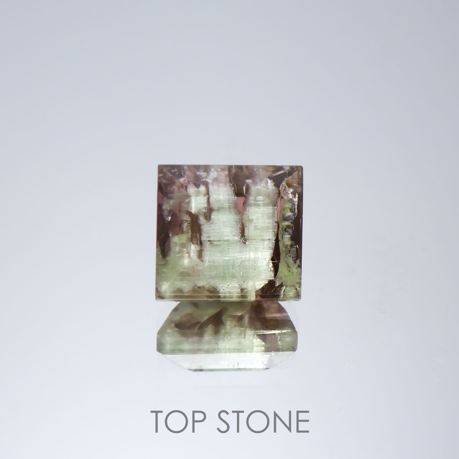 ゼブラトルマリン ブラジル産 1.74ct[220515929]6.9x6.5mm前後