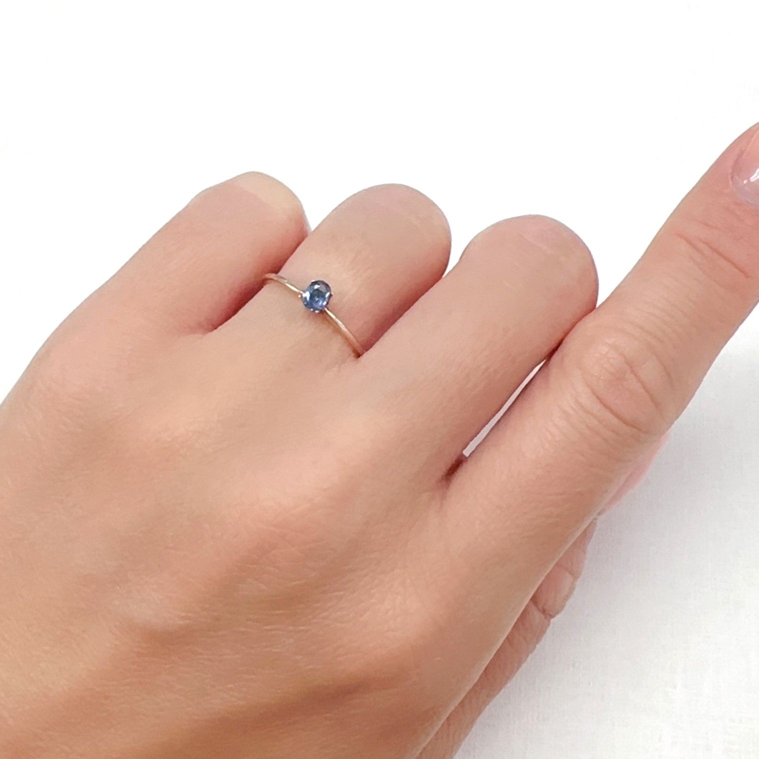 タトゥーアクアマリン ブラジル・ミナスジェライス州タトゥー鉱山産 0.16ct[240427171]4x2.9mm前後