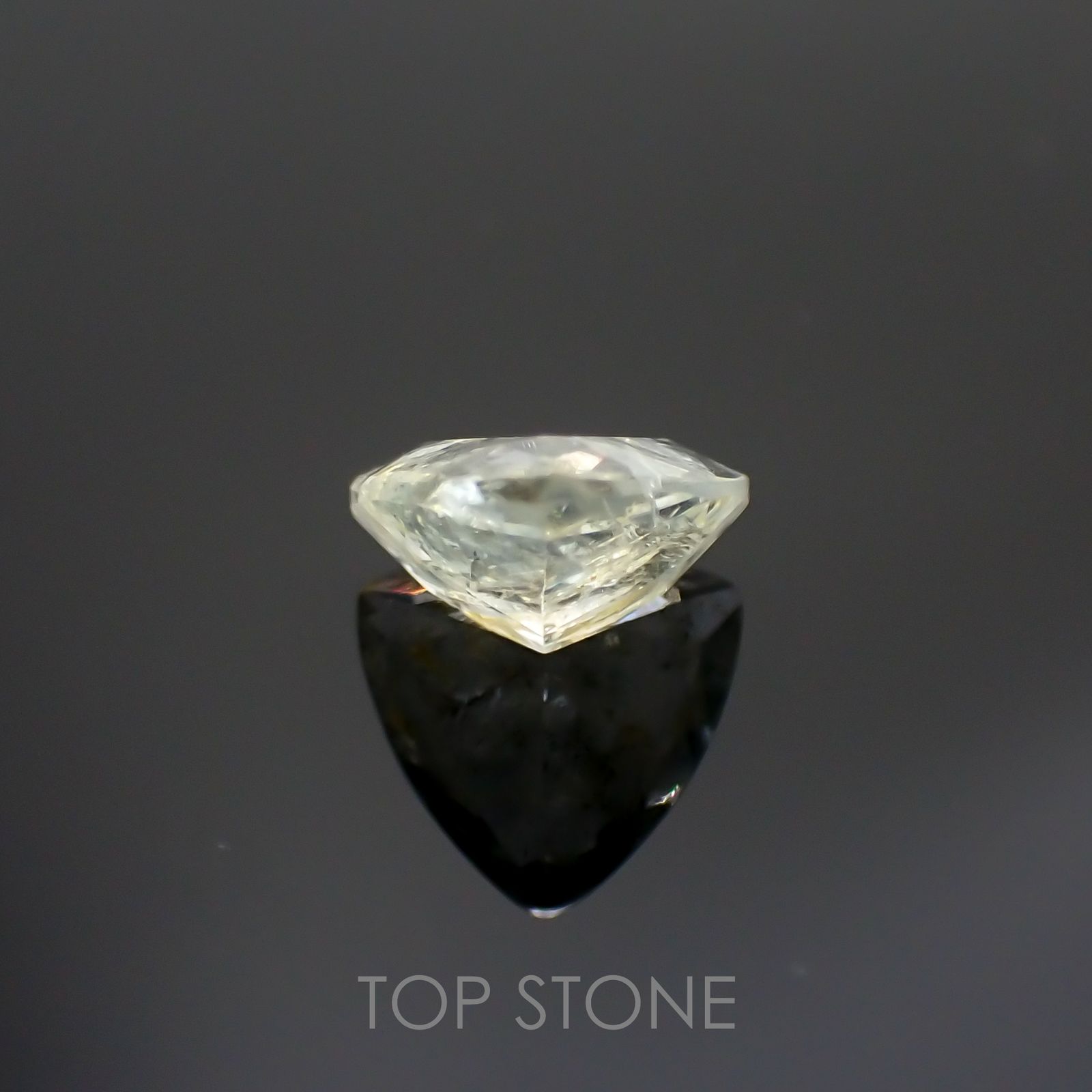 オーロラアクアマリン ブラジル産 2.10ct[220114391]9.1x9.2mm前後