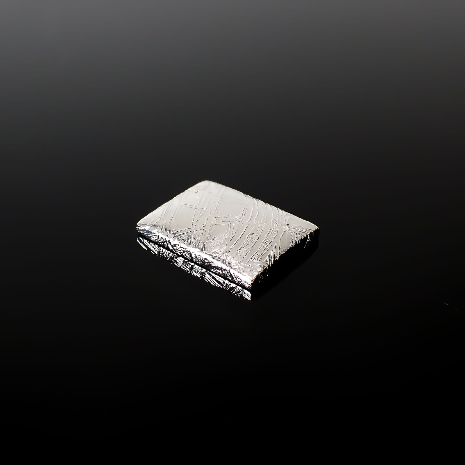 ムオニナルスタ隕石 発見地:スウェーデン 15.28ct[240125788]15.5x11.8mm前後
