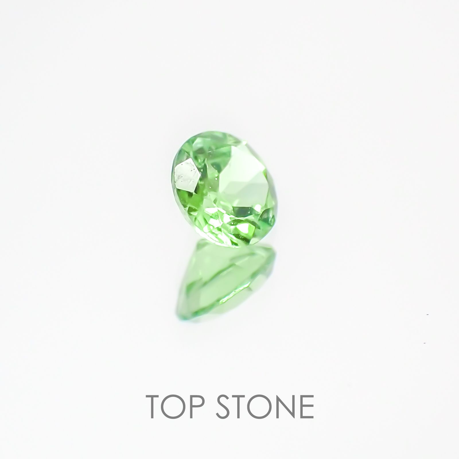 ミントガーネット タンザニア産 ルース 0.23ct[20117910]3.8×3.8mm前後